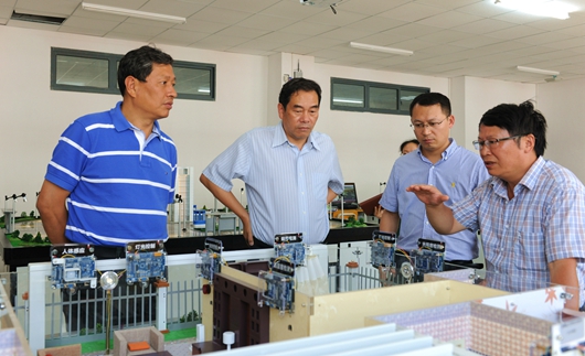 上海貝格計(jì)算機(jī)數(shù)據(jù)服務(wù)與貴州省高級(jí)人民法院來校調(diào)研